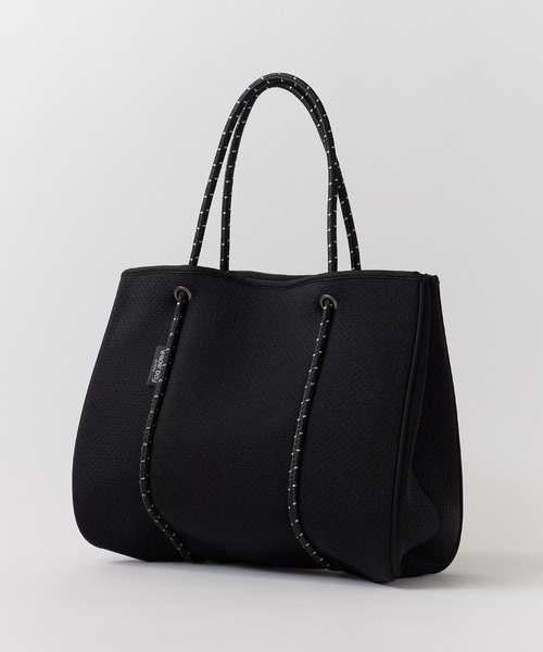 Willow Bay(ウィローベイ)の「Willow Bay/ウィローベイ Daydreamer Neoprene Tote Bag トートバッグ 軽量 秋物 秋服 2026年秋冬(トートバッグ・レディース・ブラック系2/ブラック系1/ホワイト系2/ホワイト系1/ライトグレー/チャコール/カーキ系2/カーキ系1・FREE)」の13枚目の写真