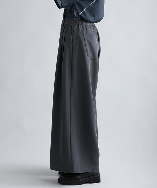 【試着のみ】SOCCEワイドドレープ袴スラックス&ルーズシルエットフェザーニット ワイドドレープ袴スラックス（スラックス）｜SOCCE（ソーシー