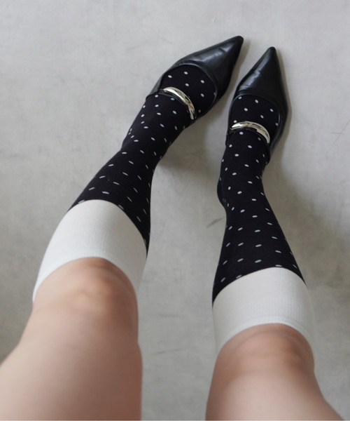 IMARI（イマリ）の「【 IMARI / イマリ 】 ドット バイカラー ハイソックス #（ソックス/靴下・レディース・ホワイト/ブラウン/ピンク/ブラック/グレー・FREE）」の21枚目の写真