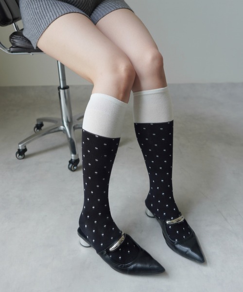 IMARI（イマリ）の「【 IMARI / イマリ 】 ドット バイカラー ハイソックス #（ソックス/靴下・レディース・ホワイト/ブラウン/ピンク/ブラック/グレー・FREE）」の20枚目の写真