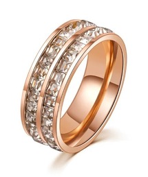 E&C closet…（イーアンドシークローゼット）の「グリッターリング（二連連）（リング）」