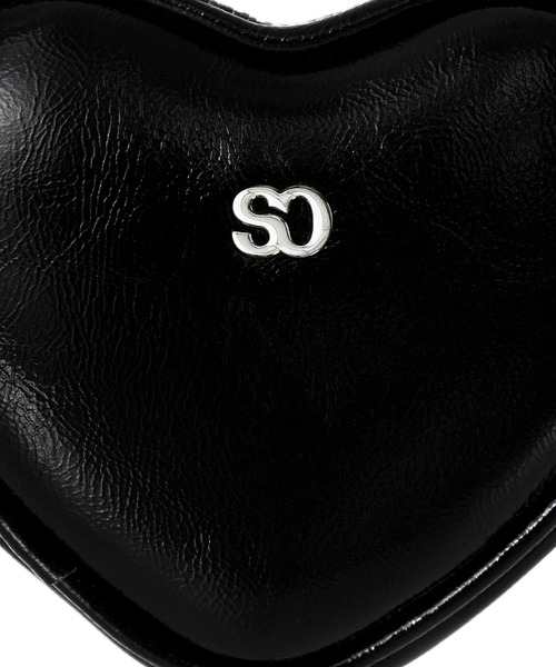PAIN OR PLEASURE★韓国★人気★P LOGO HEART KEYRING /追跡あり Q-pot. ×けいちゃん「Born Sheep Bone」Collaboration | Q-pot.