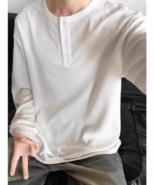 link lot(リンクロット)の「ビッグシルエットワッフル無地ヘンリーネックロンT(Tシャツ/カットソー・メンズ・ブラック/ホワイト/グレー・M/L)」の13枚目の写真