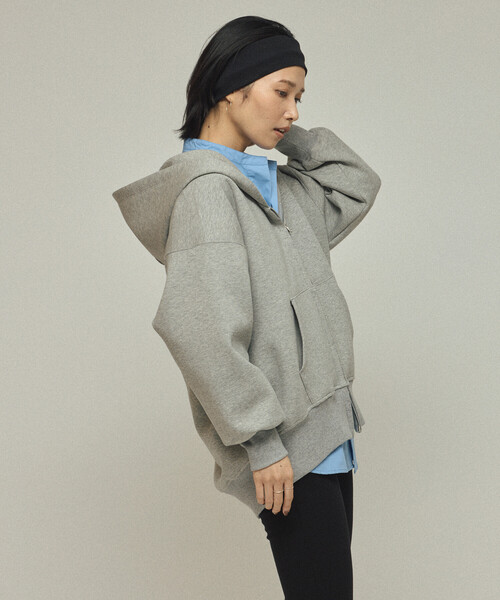 AMERICANA（アメリカーナ）の「Americana × Firsthand/アメリカーナ 別注 ダンボール ZIPフーディ / ワンポイント刺繍 ジップフーディ（パーカー・レディース・グレー/オフホワイト・FREE）」の7枚目の写真