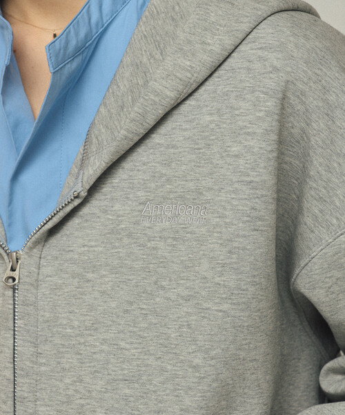 AMERICANA（アメリカーナ）の「Americana × Firsthand/アメリカーナ 別注 ダンボール ZIPフーディ / ワンポイント刺繍 ジップフーディ（パーカー・レディース・グレー/オフホワイト・FREE）」の17枚目の写真