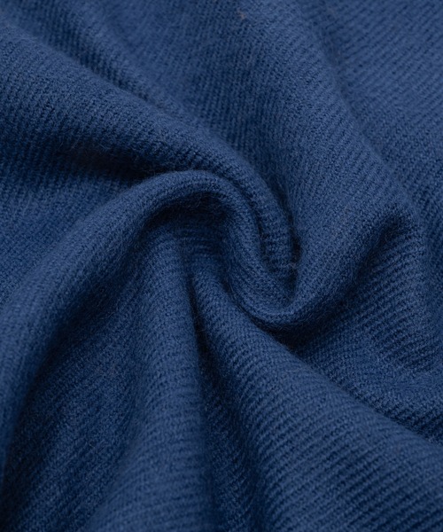 flaner（フラネ）の「Natural fringe muffler / ナチュラルフリンジマフラー（マフラー・レディース・オレンジ/ベージュ/ブルー/ナチュラル/チャコールグレー/グレー・FREE）」の12枚目の写真