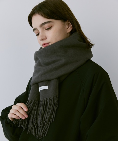 Natural fringe muffler / ナチュラルフリンジマフラー（マフラー