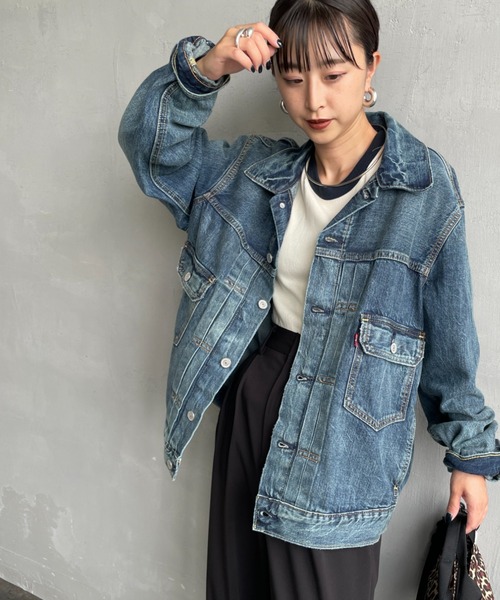 Levi's（リーバイス）の「[LEVI’S/リーバイス] TYPE 2 TRUCKER デニムジャケット（デニムジャケット・レディース・ライトインディゴブルー/インディゴブルー・S/M/L）」の20枚目の写真