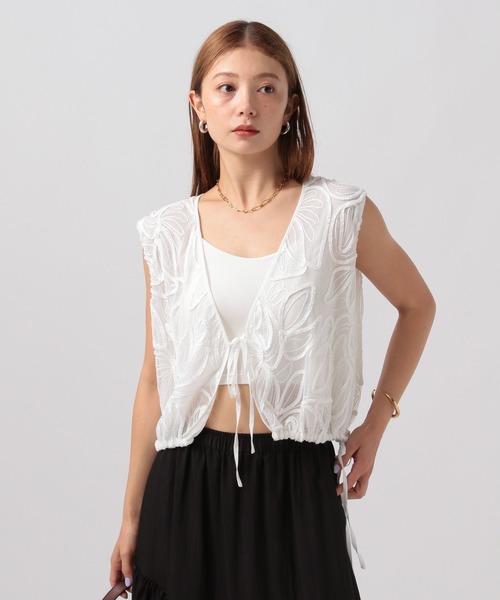 BAYFLOW（ベイフロー）の「[秋口まで着られる]モールレースベスト（ベスト・レディース・ブラック/ブラウン/ホワイト・FREE）」の2枚目の写真