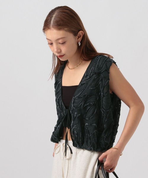 BAYFLOW（ベイフロー）の「[秋口まで着られる]モールレースベスト（ベスト・レディース・ブラック/ブラウン/ホワイト・FREE）」の18枚目の写真