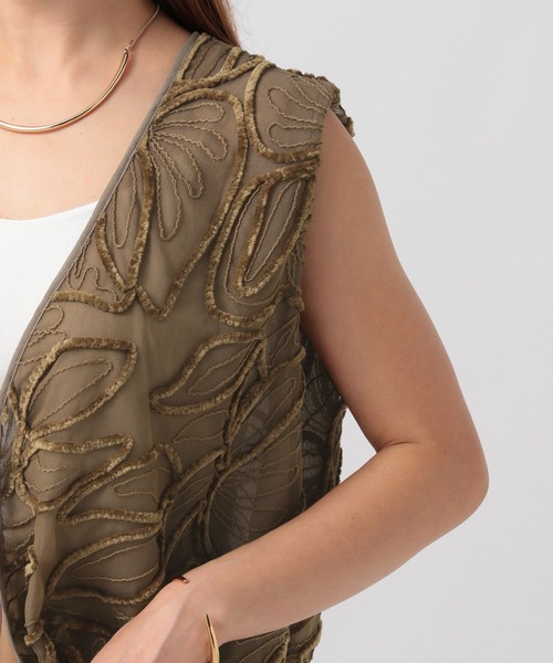 BAYFLOW（ベイフロー）の「[秋口まで着られる]モールレースベスト（ベスト・レディース・ブラック/ブラウン/ホワイト・FREE）」の6枚目の写真