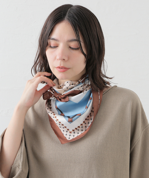 B.C STOCK(ベーセーストック)の「スカーフ(ストール/ショール・レディース・ブラック/ブラウン/ベージュ/ブルー・FREE)」の16枚目の写真