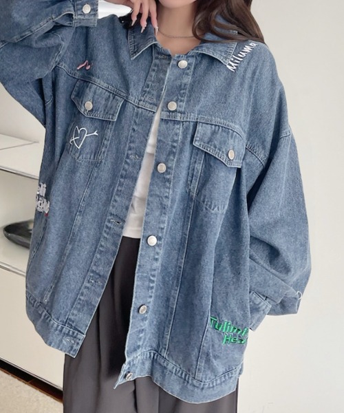 A.D.C.L.（エーディーシーエル）の「ランダム刺繍ワッペン付き オーバーサイズ ビックシルエット デニムジャケット（Gジャン）（デニムジャケット・レディース・ネイビー/ブルー・M/L）」の7枚目の写真