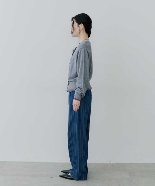 thinkto(シンクト)の「【thinkto】ストライプストレートデニムパンツ(デニムパンツ・レディース・インディゴブルー/ライトブルー・1/0)」の3枚目の写真