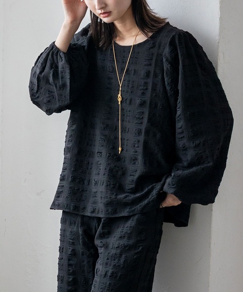 No Rule No Line（ノール－ルノーライン）の「ボリュームスリーブブラウス セレモニー オケージョン 結婚式 セットアップ対応 カセットスタイル対応(別売り)（Tシャツ/カットソー・レディース・ブラック/ホワイト・FREE）」の13枚目の写真