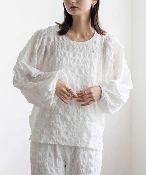 No Rule No Line（ノール－ルノーライン）の「ボリュームスリーブブラウス セレモニー オケージョン 結婚式 セットアップ対応 カセットスタイル対応(別売り)（Tシャツ/カットソー・レディース・ブラック/ホワイト・FREE）」の18枚目の写真