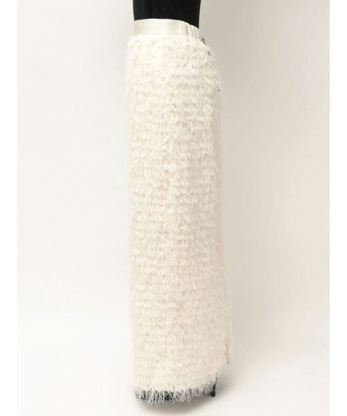 ELENDEEK（エレンディーク）の「フェザーヤーンストレートスカート（スカート・レディース・ブラック/オフホワイト・01/02）」の7枚目の写真