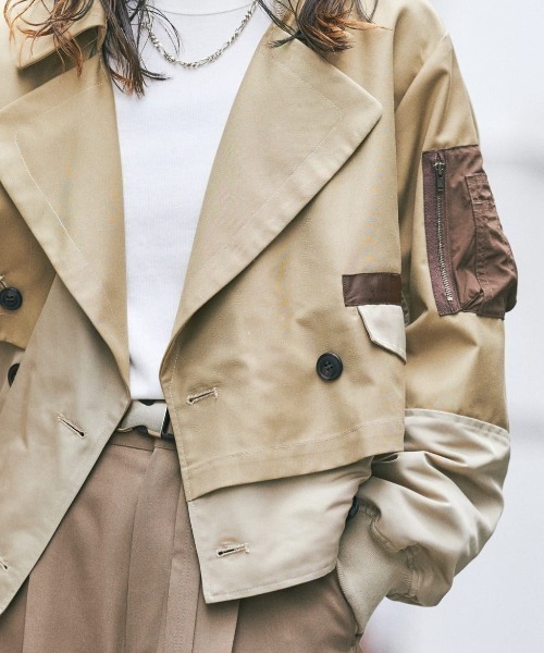 AULA AILA（アウラアイラ）の「AULA AILA（アウラ アイラ）別注トレンチMA-1（トレンチコート・レディース・ブラック/ベージュ・0）」の4枚目の写真