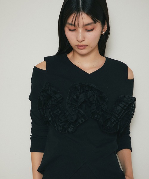 &. NOSTALGIA(アンドドットノスタルジア)の「アシメフリルカットソー(Tシャツ/カットソー・レディース・グレー/ブラック・M)」の6枚目の写真