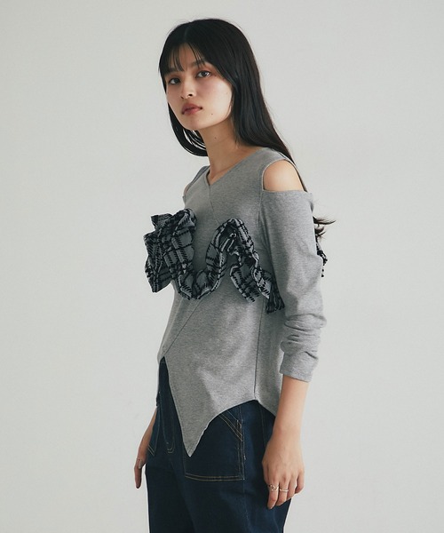 &. NOSTALGIA(アンドドットノスタルジア)の「アシメフリルカットソー(Tシャツ/カットソー・レディース・グレー/ブラック・M)」の16枚目の写真