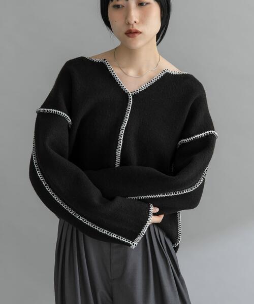 KBF（ケイビーエフ）の「『WEB/一部店舗限定』カラーハンドステッチ2WAYニット（ニット/セーター・レディース・ネイビー/ブラック/アイボリー・ONE）」の3枚目の写真