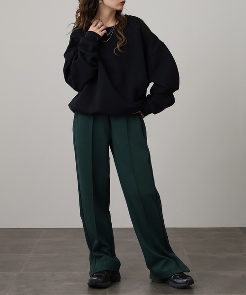OMNES(オムネス)の「ダンボールニットスリット付きライントラックパンツ(その他パンツ・レディース・グリーン/ベージュ/ブラック・L/M)」の16枚目の写真