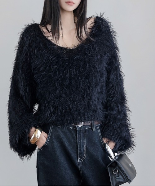 FINEnough(ファインナフ)の「ふんわりシャギーニットクロップド丈トップス(ニット/セーター・レディース・ベージュ/ホワイト/ブラック/グレー・FREE)」の7枚目の写真