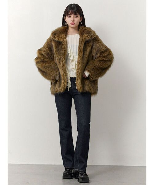 フェイクファーラインジャガードコート（ステンカラーコート）｜MURUA