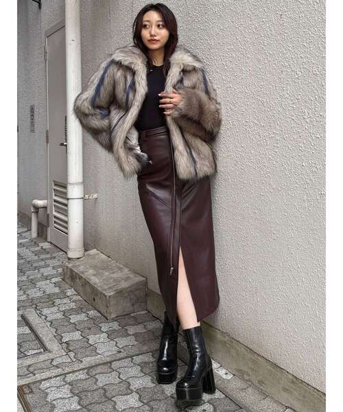 フェイクファーラインジャガードコート（ステンカラーコート）｜MURUA