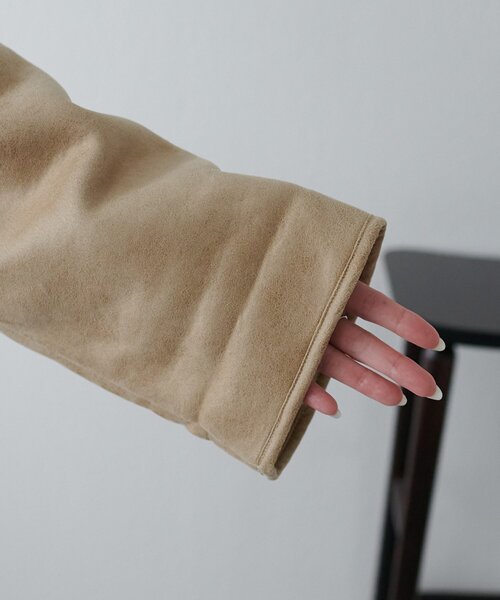 DISCOAT（ディスコート）の「フェイクムートンミドルコート（ムートンコート・レディース・ブラウン/ベージュ・FREE）」の7枚目の写真