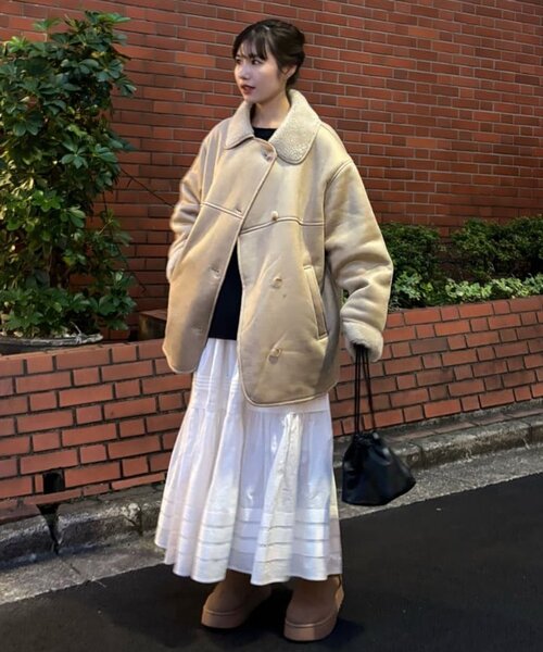 DISCOAT（ディスコート）の「フェイクムートンミドルコート（ムートンコート・レディース・ブラウン/ベージュ・FREE）」の12枚目の写真