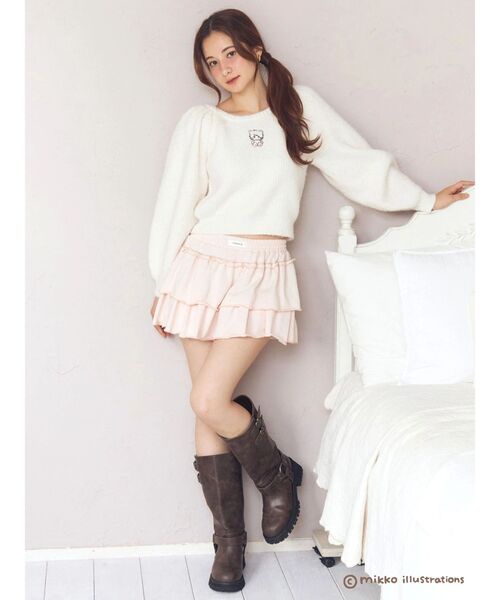 CALNAMUR(カルナムール)の「【mikkoコラボ】ボリュームスリーブコンパクトニット(ニット/セーター・レディース・ベージュ/ホワイト/レッド・FREE)」の17枚目の写真