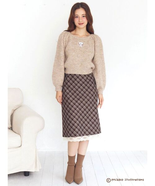 CALNAMUR(カルナムール)の「【mikkoコラボ】ボリュームスリーブコンパクトニット(ニット/セーター・レディース・ベージュ/ホワイト/レッド・FREE)」の21枚目の写真