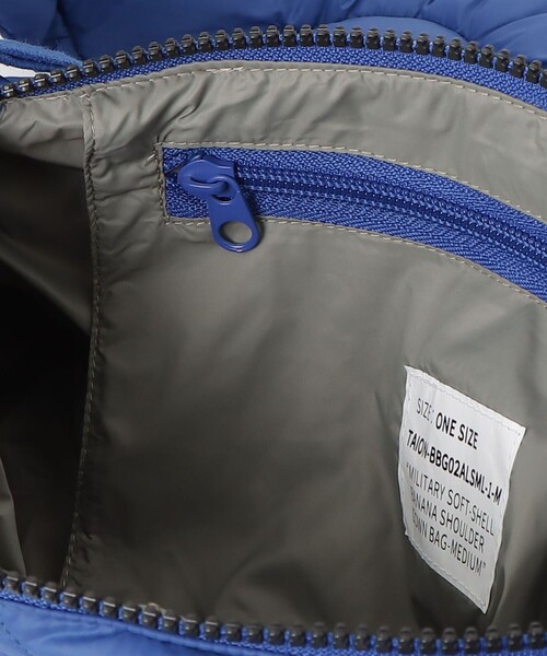 fredy emue(フレディエミュ)の「【TAION/タイオン】MILITARYバナナショルダーバッグ M(ショルダーバッグ・レディース・ブラック/オリーブ/アイボリー/ブルー・FREE)」の20枚目の写真