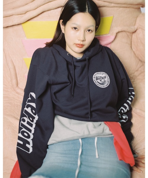 HOLIDAY（ホリデイ）の「POLYCON SWEAT HOODIE (EN ROUTE) ポリコンスウェットフーディ (アンルート)（パーカー・レディース・ダークネイビー/ヘザーグレー・ONE SIZE）」の6枚目の写真