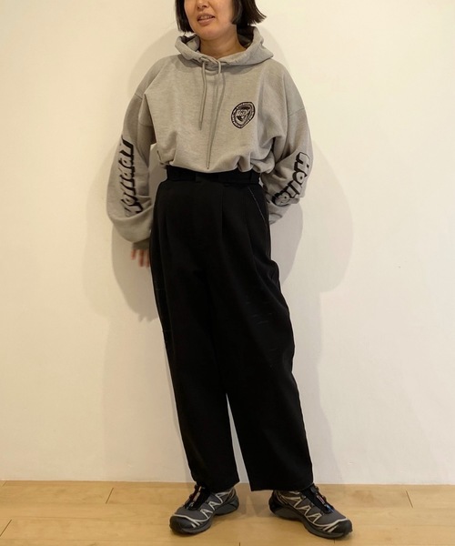 HOLIDAY（ホリデイ）の「POLYCON SWEAT HOODIE (EN ROUTE) ポリコンスウェットフーディ (アンルート)（パーカー・レディース・ダークネイビー/ヘザーグレー・ONE SIZE）」の10枚目の写真