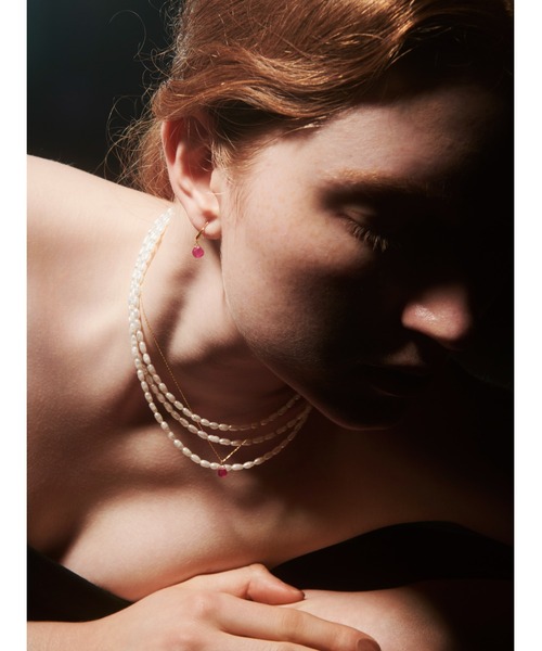 les bonbon(ルボンボン)の「【les bonbon】serendip pierce/セレンディップ ピアス(ピアス(両耳用)・レディース・イエローゴールド/ピンク系その他/グリーン系その他/ブルー系その他/ピンク系その他2/ホワイト系その他/パープル系その他・FREE)」の10枚目の写真