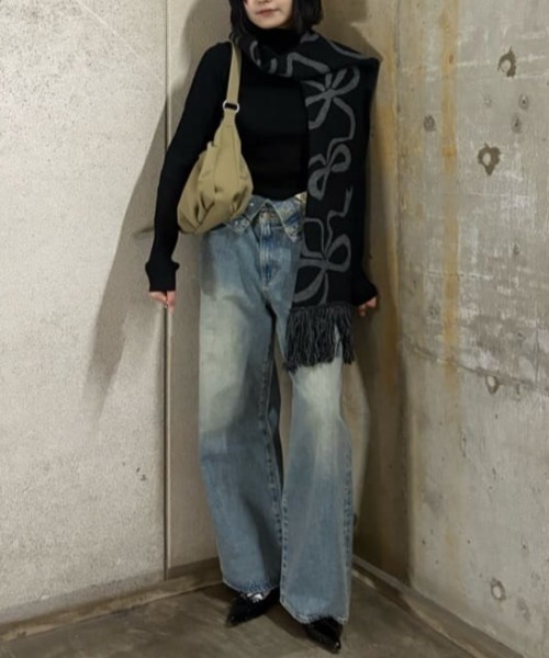 SLY（スライ）の「RIBBON JQ MUFFLER リボン ジャガード マフラー 秋服 冬服（マフラー・レディース・ブラック/レッド・FREE）」の21枚目の写真