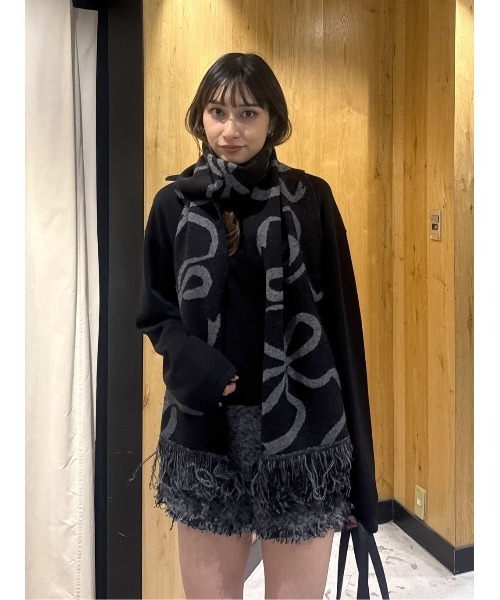 SLY（スライ）の「RIBBON JQ MUFFLER リボン ジャガード マフラー 秋服 冬服（マフラー・レディース・ブラック/レッド・FREE）」の22枚目の写真