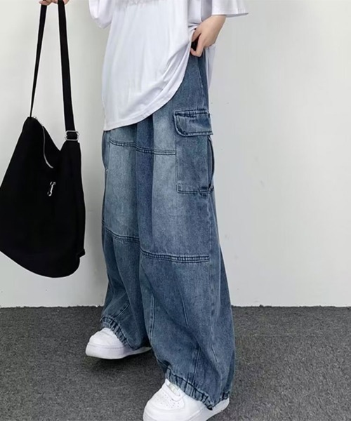 SallyLunn(サリーラン)の「ルーズデニムカーゴパンツ(デニムパンツ・メンズ・ブラック/ブルー・M/L)」の5枚目の写真