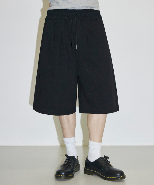 SIGNATURE（シグネチャ）の「ツータックレギュラーバミューダトレーニングパンツ[ブラック]（その他パンツ・レディース・その他・MEDIUM/LARGE）」の5枚目の写真