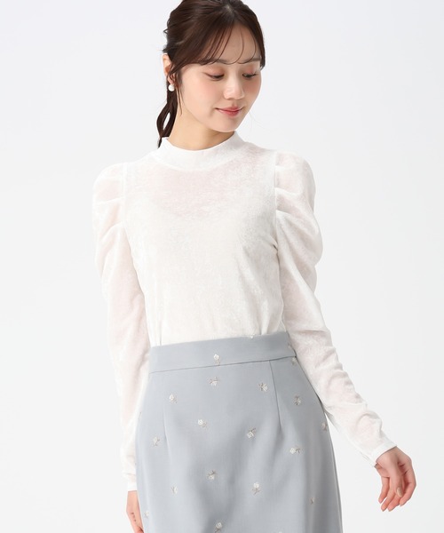 31 Sons de mode(トランテアン ソン ドゥ モード)の「2025秋冬新作 ベロア起毛シアートップス(Tシャツ/カットソー・レディース・ブラック/グレー/オフホワイト・フリ-)」の2枚目の写真