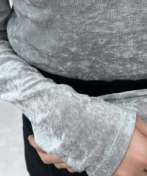 31 Sons de mode(トランテアン ソン ドゥ モード)の「2025秋冬新作 ベロア起毛シアートップス(Tシャツ/カットソー・レディース・ブラック/グレー/オフホワイト・フリ-)」の20枚目の写真