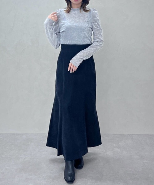 31 Sons de mode(トランテアン ソン ドゥ モード)の「2025秋冬新作 ベロア起毛シアートップス(Tシャツ/カットソー・レディース・ブラック/グレー/オフホワイト・フリ-)」の8枚目の写真