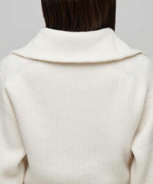 MUSINSA STANDARD WOMAN（ムシンサスタンダードウーマン）の「ウィメンズラムウールリブニットハーフジップ[アイボリー]（ニット/セーター・レディース・その他・MEDIUM/LARGE/SMALL/X-SMALL）」の4枚目の写真