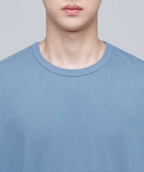 MUSINSA STANDARD（ムシンサスタンダード）の「リラックスフィットクルーネックTシャツ[フェイドブルー]（Tシャツ/カットソー・メンズ・その他・XX-LARGE/XXX-LARGE/SMALL/MEDIUM/LARGE/X-LARGE）」の4枚目の写真