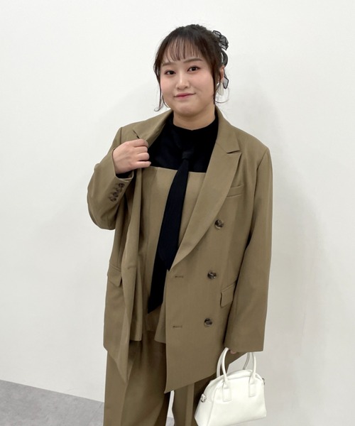CHIC STYLE（シックスタイル）の「【セットアップ対応】ダブルテーラードジャケット＜大きいサイズ有＞シックスタイル（テーラードジャケット・レディース・モカ/ブラック・M/L/LL/3L/4L/5L）」の10枚目の写真