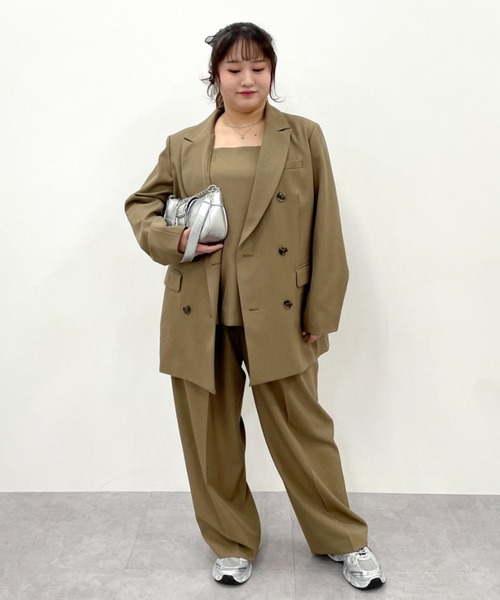 CHIC STYLE（シックスタイル）の「【セットアップ対応】ダブルテーラードジャケット＜大きいサイズ有＞シックスタイル（テーラードジャケット・レディース・モカ/ブラック・M/L/LL/3L/4L/5L）」の11枚目の写真