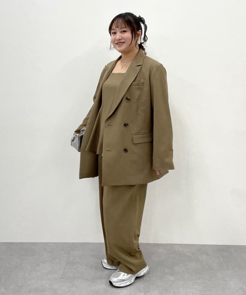 CHIC STYLE（シックスタイル）の「【セットアップ対応】ダブルテーラードジャケット＜大きいサイズ有＞シックスタイル（テーラードジャケット・レディース・モカ/ブラック・M/L/LL/3L/4L/5L）」の12枚目の写真