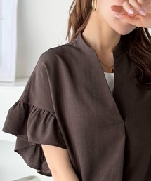 classicalelf（クラシカルエルフ）の「フリルが添える、さりげない甘さ♪Vネックスキッパーフリルブラウス（シャツ/ブラウス）」